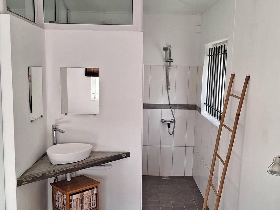 Maison Tamarin - Riviere Noire Pour 5 Personnes Extérieur photo